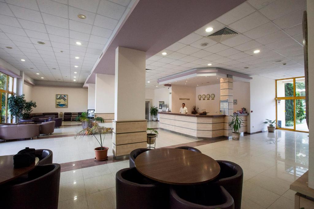 Continental Park Hotel — Hotel building in Sunny Beach, Burgas Region