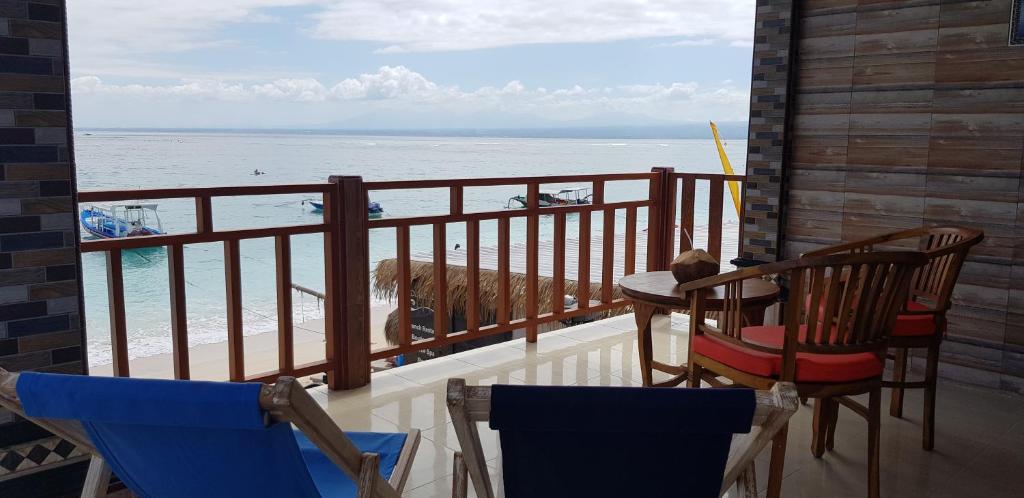 Segara beach Inn photo