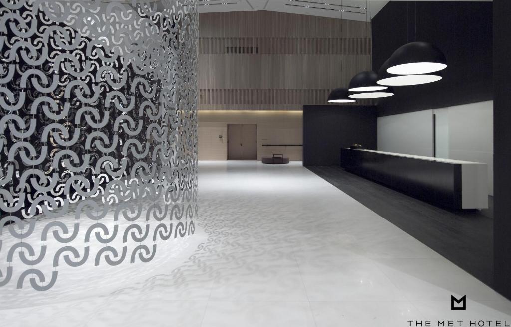 フロント・ロビー