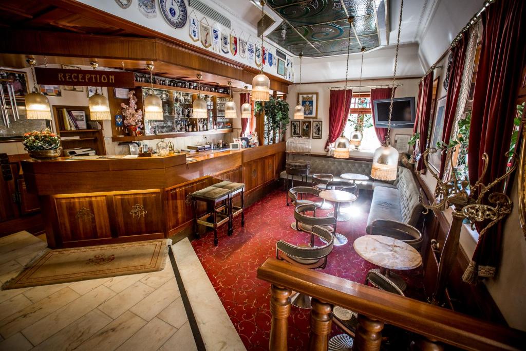 Bar/lounge