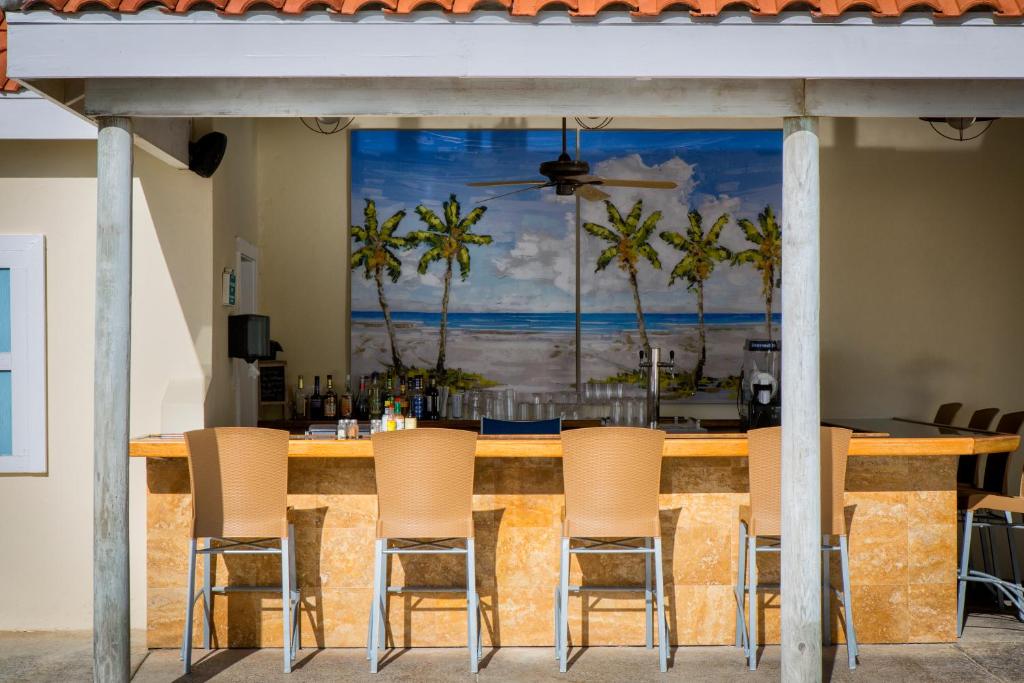 Bar/ Salón