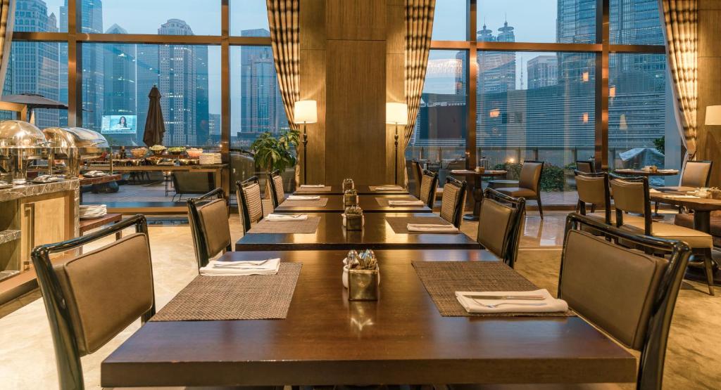 하얏트 온 더 번드 호텔 상세 정보