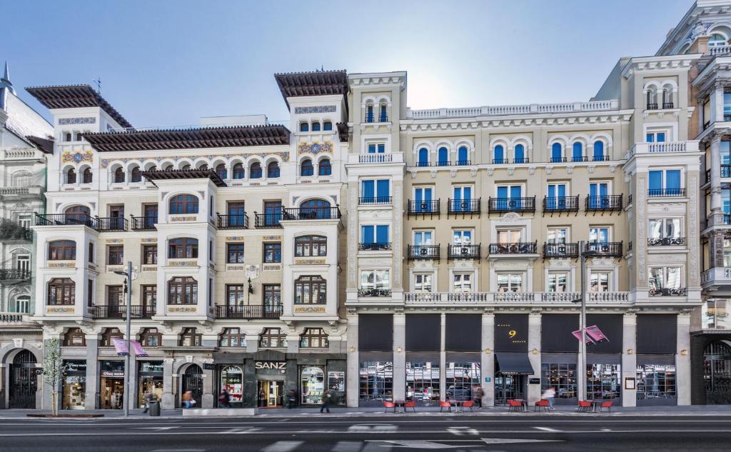 Catalonia Gran Vía Madrid — Hotel building in Madrid, Community of Madrid