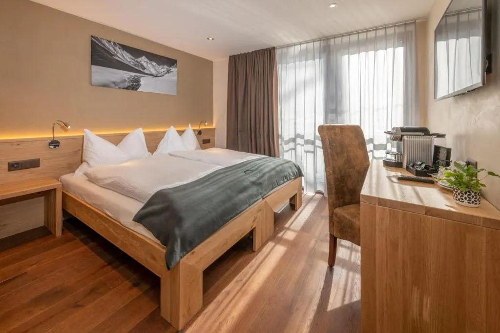Hotel Heimatlodge, hotel in Sankt Niklaus