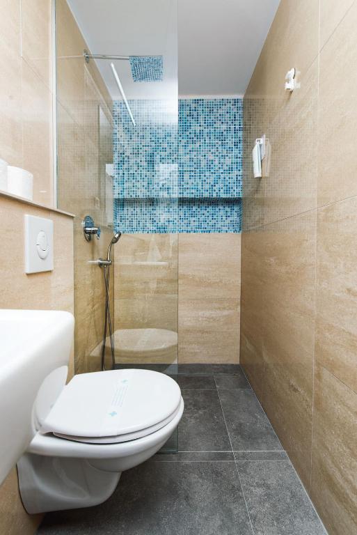 Tia Apartments and Rooms photo