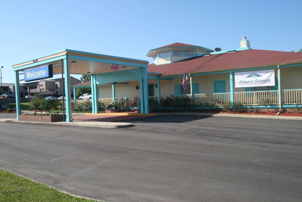 Howard Johnson by Wyndham Hattiesburg photo