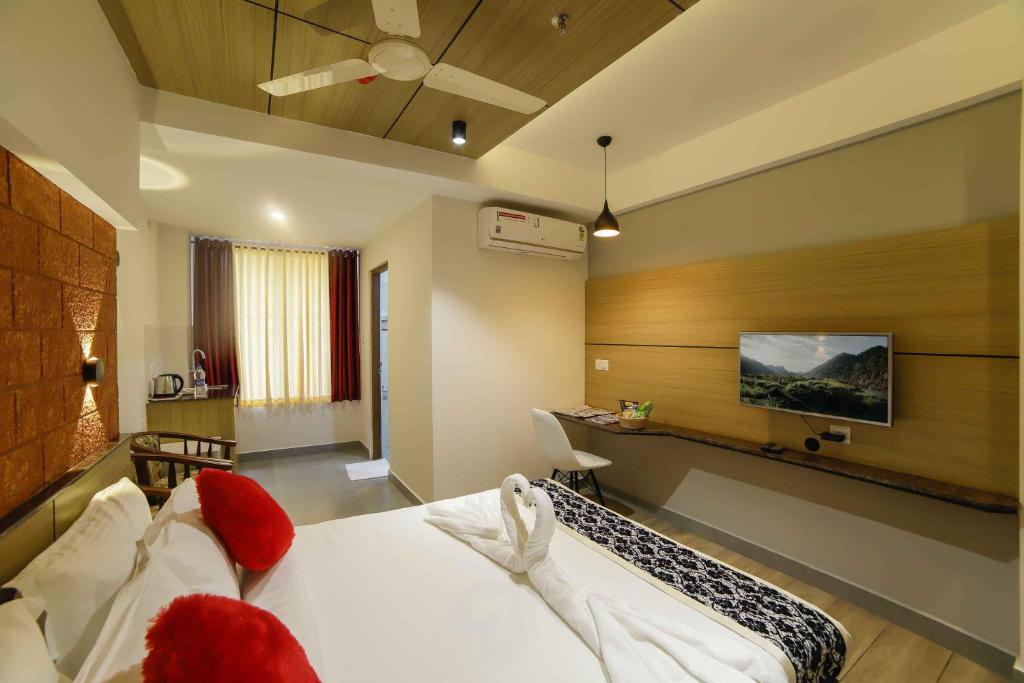 Bhavanam Regency — Hotel in Guruvayoor