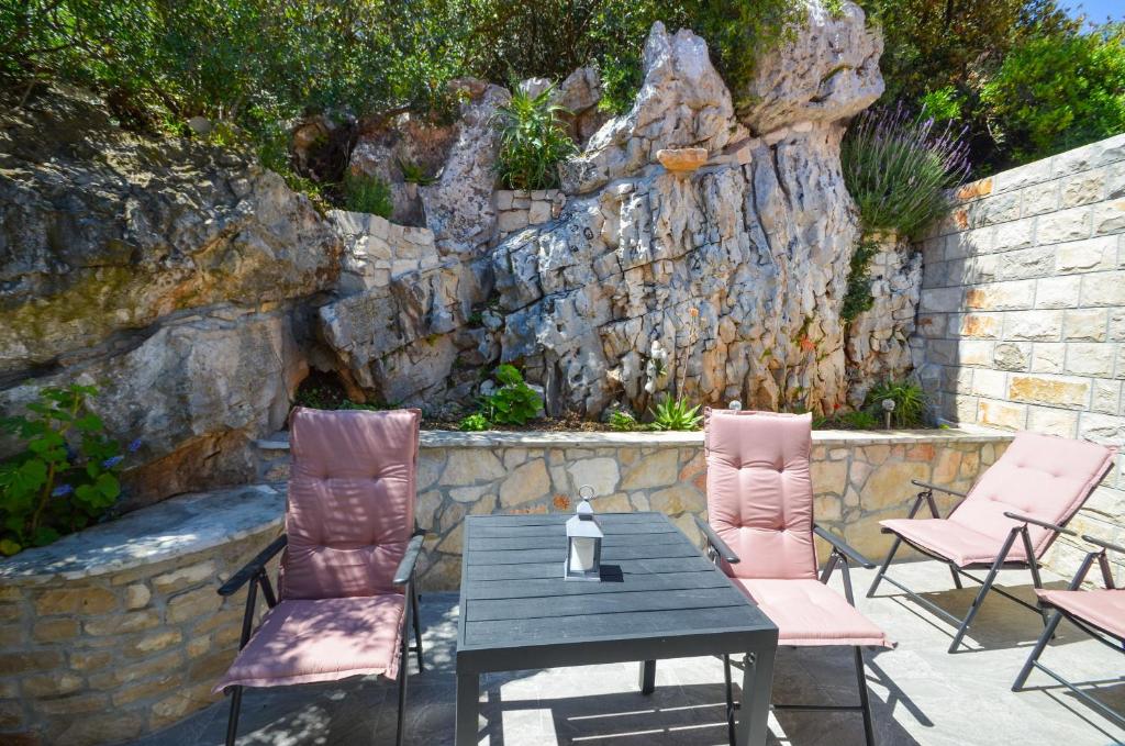 House Riva photo