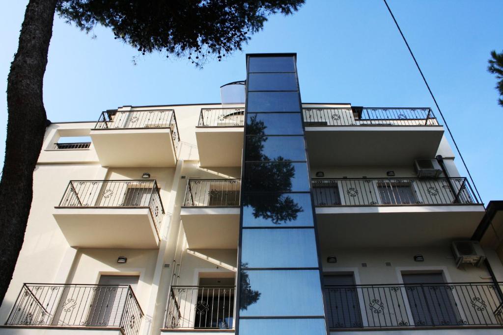 Residenza Le Rose Bici House — Hotel in Cattolica