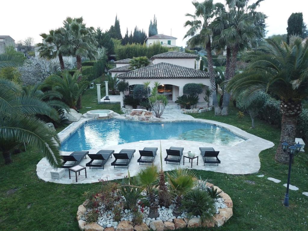Luxueuse villa piscine et jacuzzi - 1