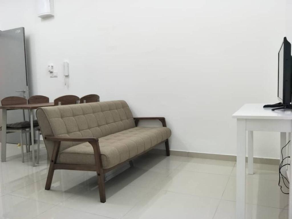 Enjoy Cozy 2 Room Condo at Mesahill Nilai (15 mins to KLIA) photo
