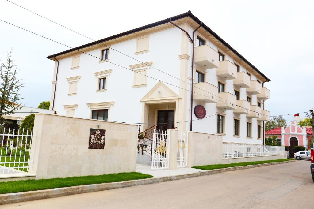 Royal Boutique Mangalia Breeze — Hotel in Mangalia