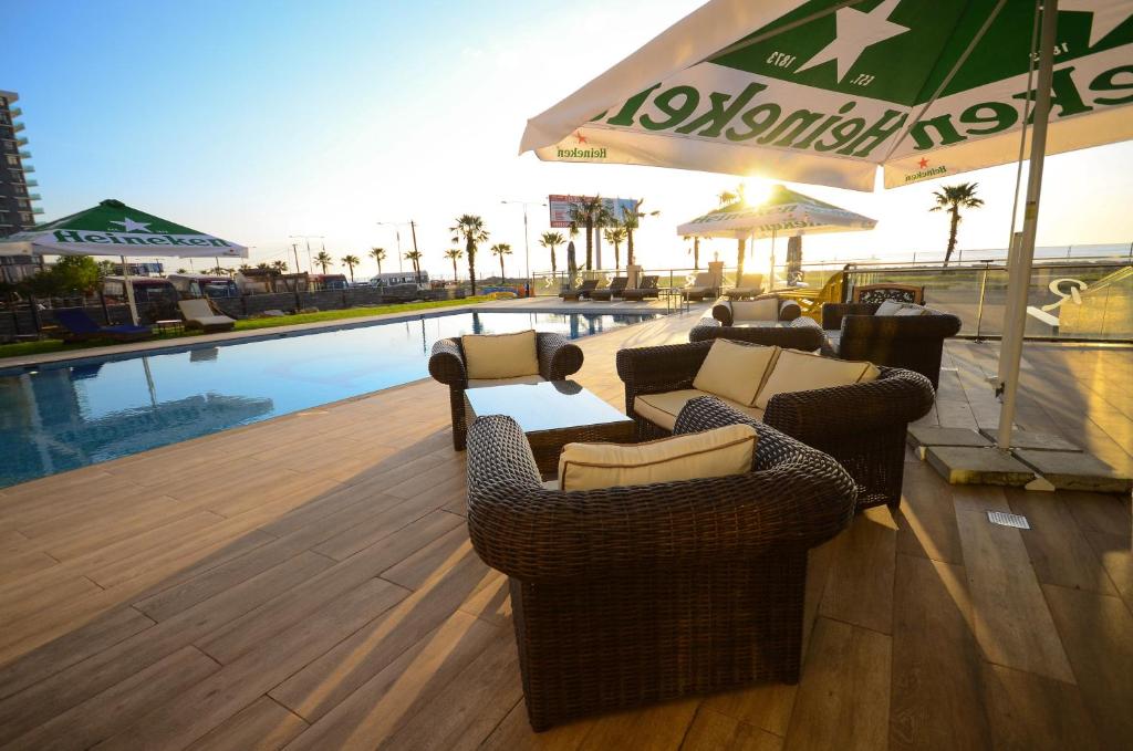 Batumi Palm Hotel photo