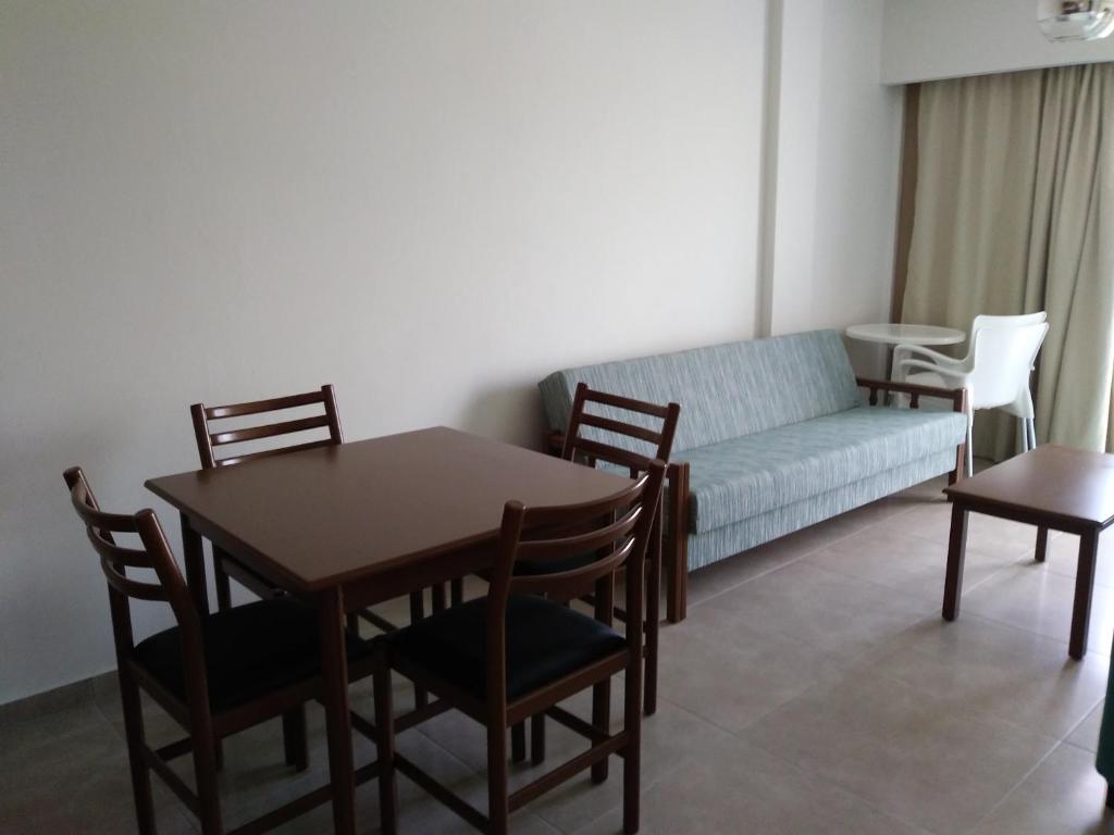 Livas Hotel Apartments — Hotel rooms in Protaras, Famagusta Region