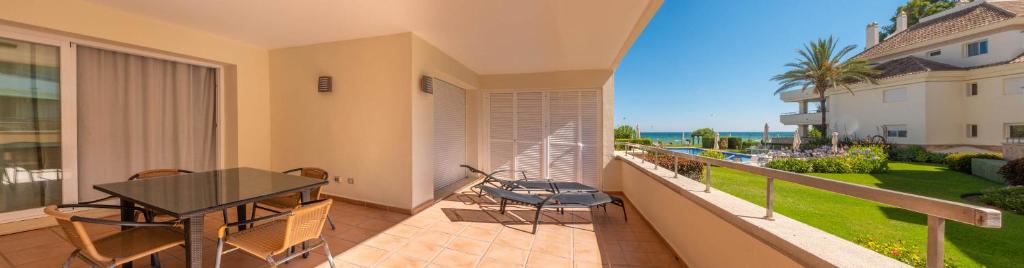 Apt 212 Heaven Beach Apartments, Guadalmansa Playa - 5