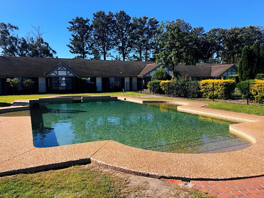 1. 에어포트 모텔 ..