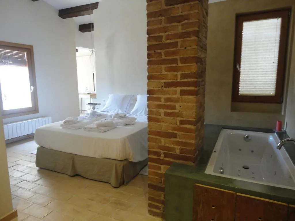 Hotel Rural Cal Torner Adults Only，位于Guiamets的酒店
