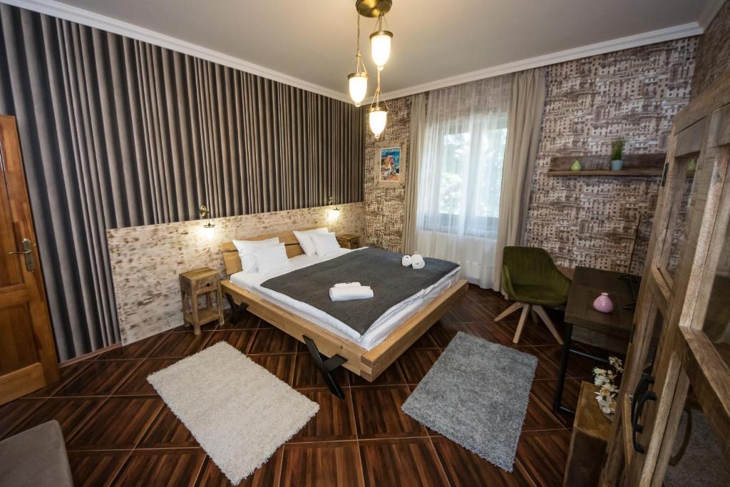 Platan Garden Rooms & Restaurant