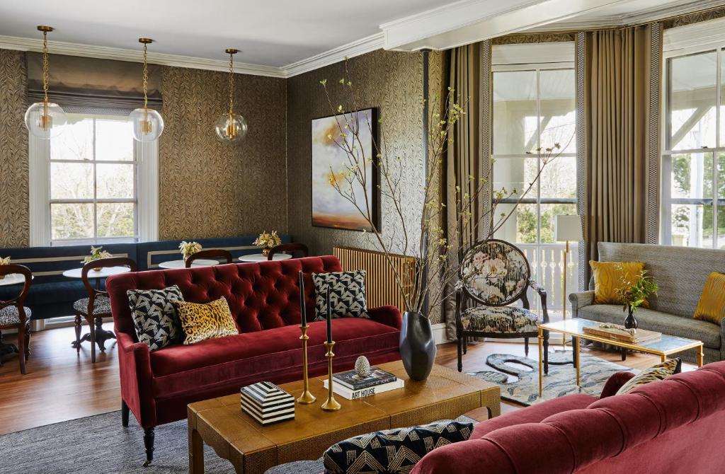 The Cliffside Inn, Newport