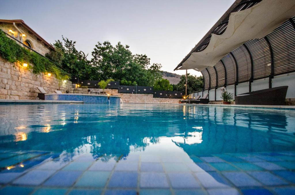 Renaissance Estate photo