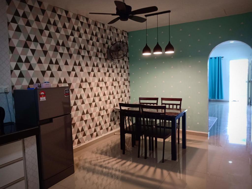 AZURE SKY HOMESTAY KUALA SELANGOR — Hotel in Kuala Selangor