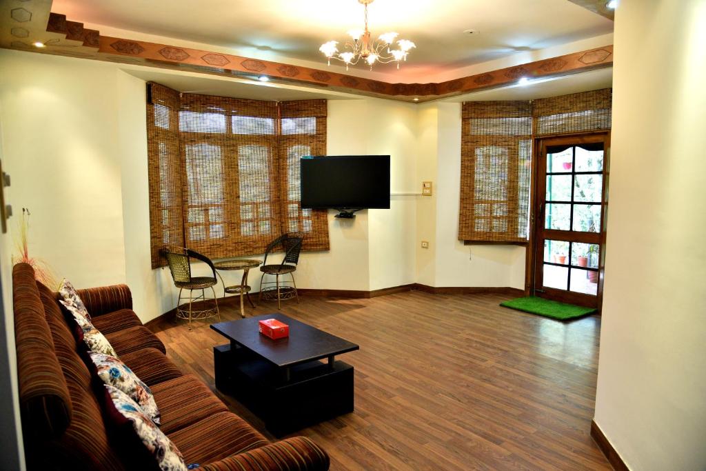 Holiday homes in Dalhousie, India price from 23, reviews of