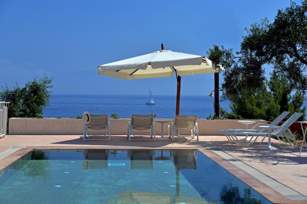Villa Dinos photo