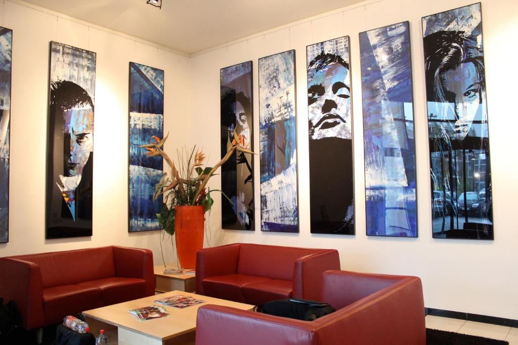 Ara Hotel Comfort photo