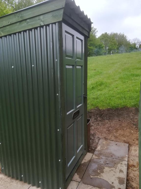 Serendipity Shepherd Hut photo