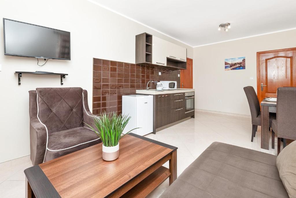 Apartments Donkovic - 4