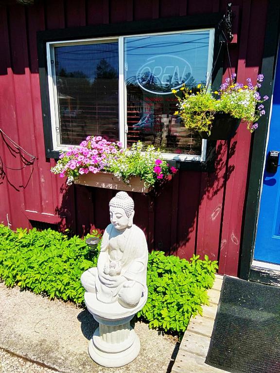 New Buddha Bing Unique Experience Cottage and Cabins photo