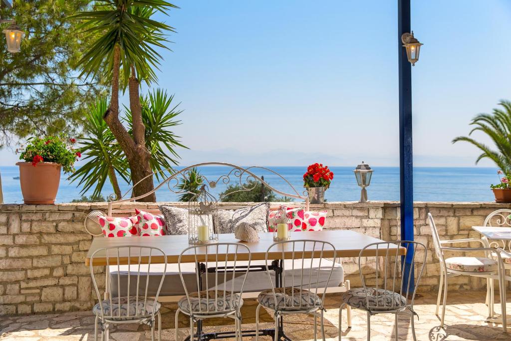 Aurora Beach Hotel — Hotel in Corfu Island