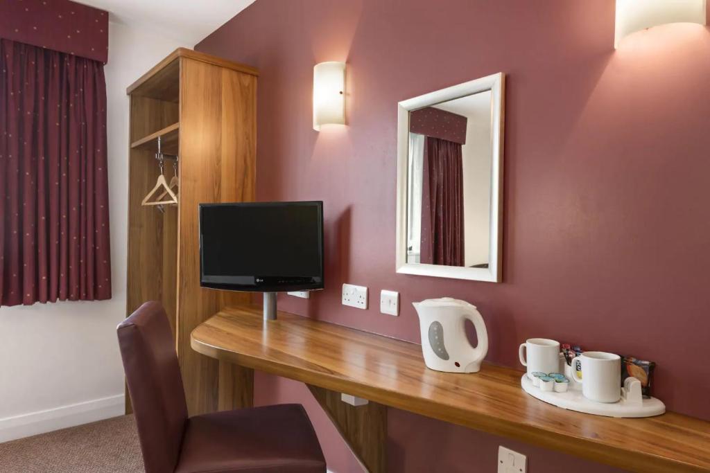 Days Inn by Wyndham Corley NEC M6 photo