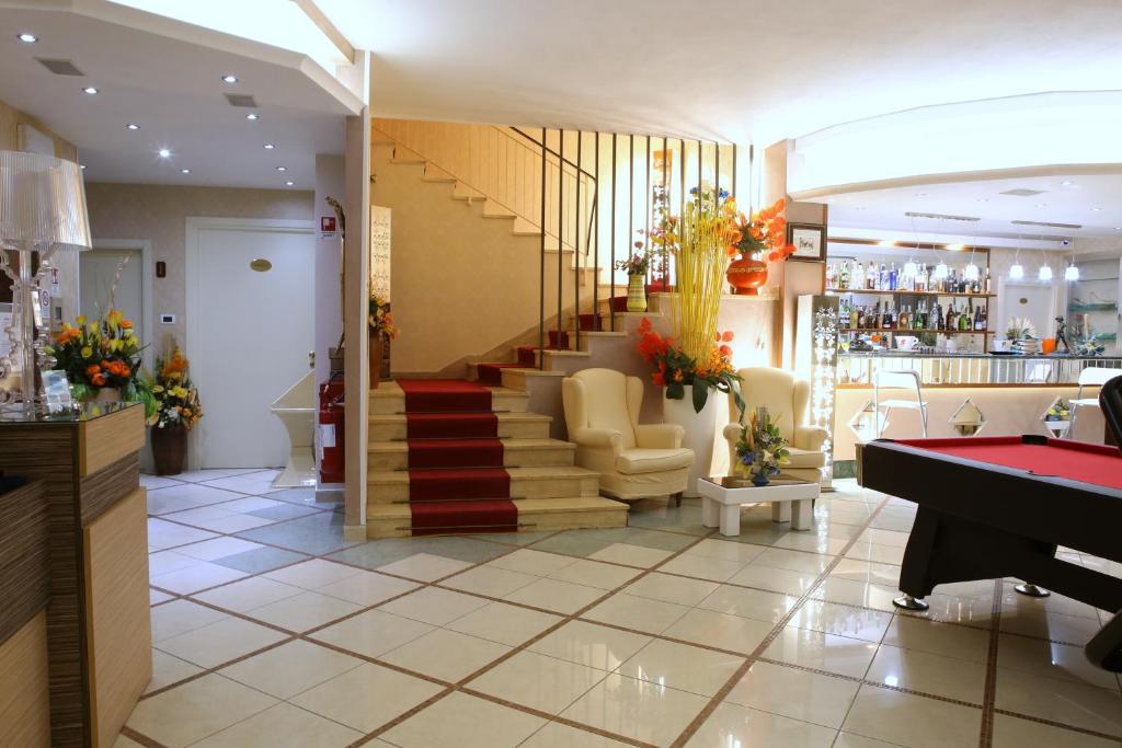 Hotel Busignani - 5