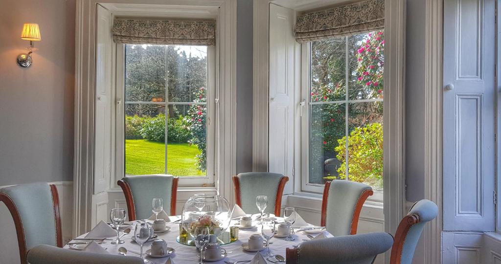 The Glenbeigh Hotel photo