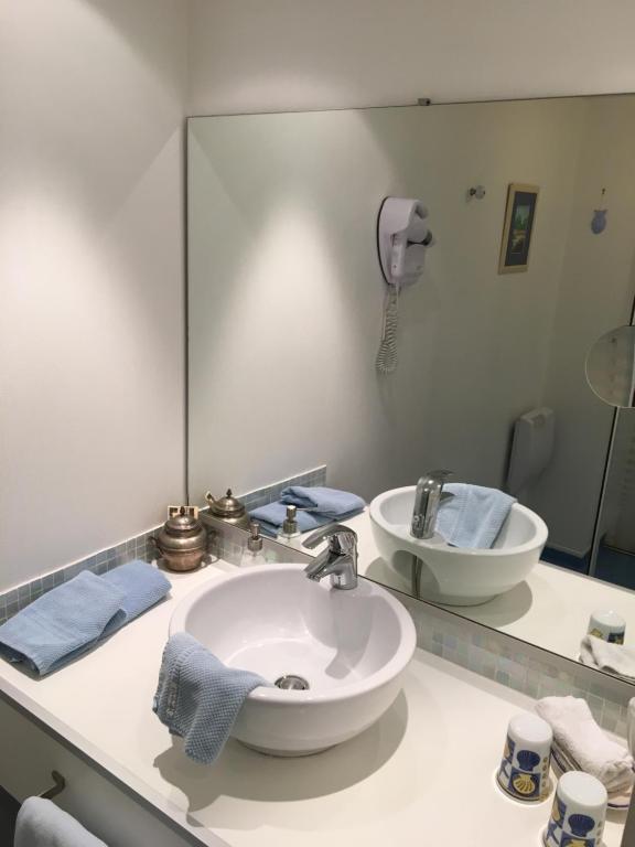 Chambres d'Hotes & Gites La Chatellenie photo