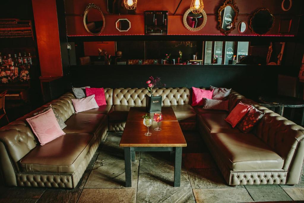 Bar/lounge