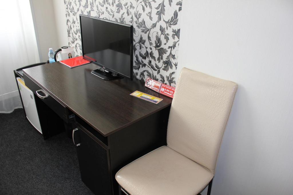 Business Hotel photo