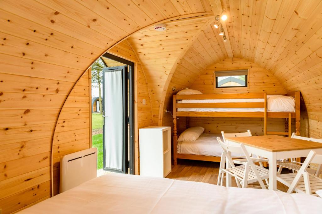 Camping Pods at Golden Sands Holiday Park, Dawlish photo 2