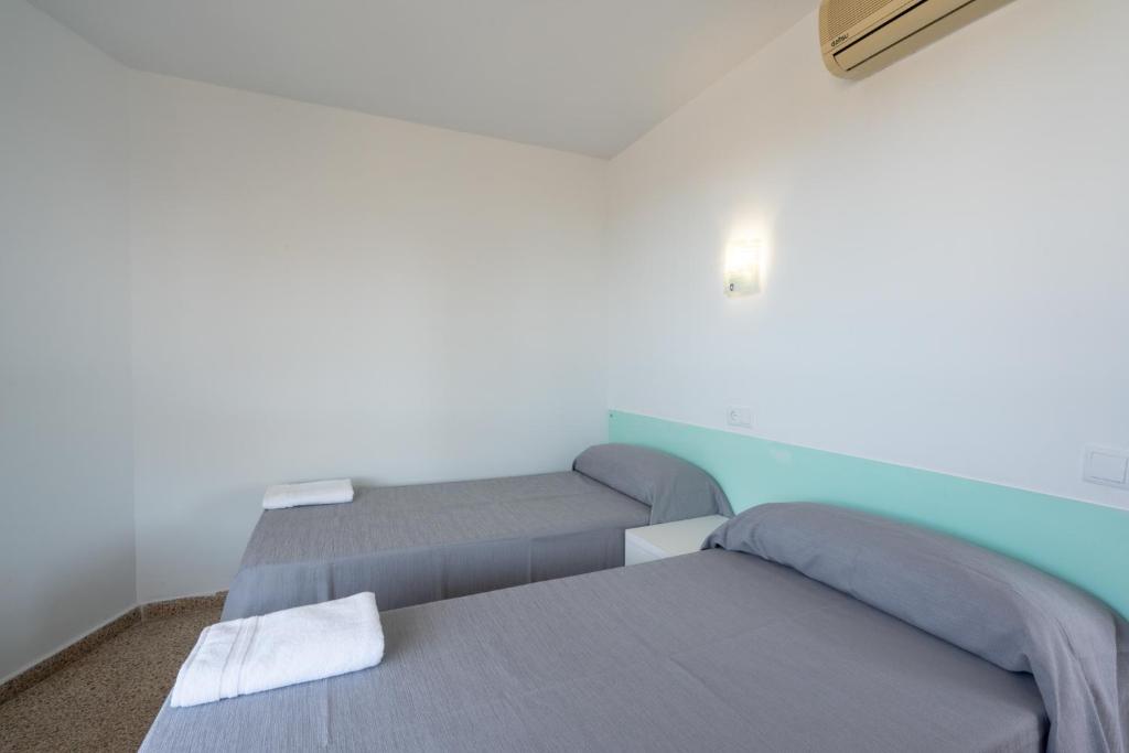 Magalluf Playa Apartments - Adults Only — Hotel rooms in Magaluf, Balearic Islands