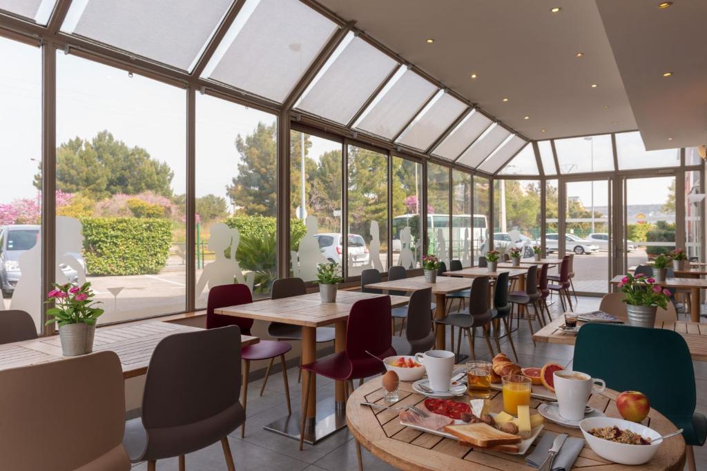 ジ・オリジナルズ・シティ、ホテル・マルセイユ・アエロポート (The Originals City, Hôtel Marseille Aéroport) レストラン