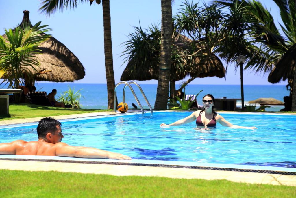 Sea Rock Villa photo