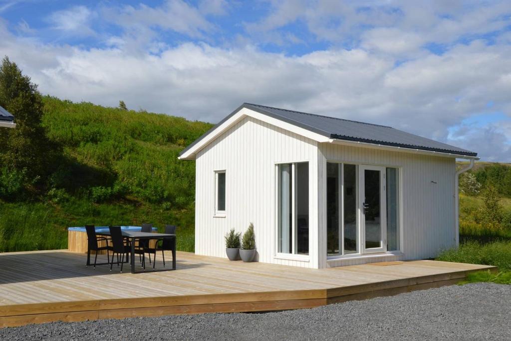 Dalabyggd Cottages - Romantic stay by the Secret Lagoon — Hotel in Þorlákshöfn