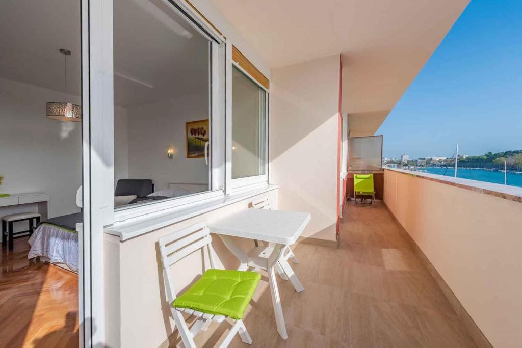 Sea the Sunset Apartment photo