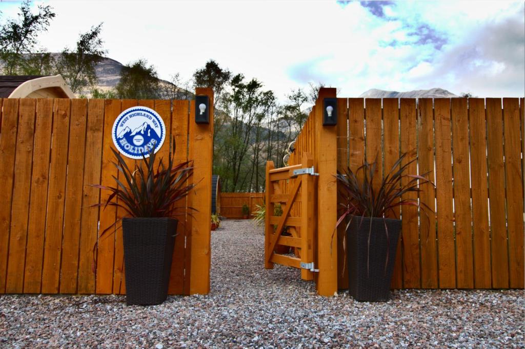 Coe Pod, West Highland Way Holidays photo
