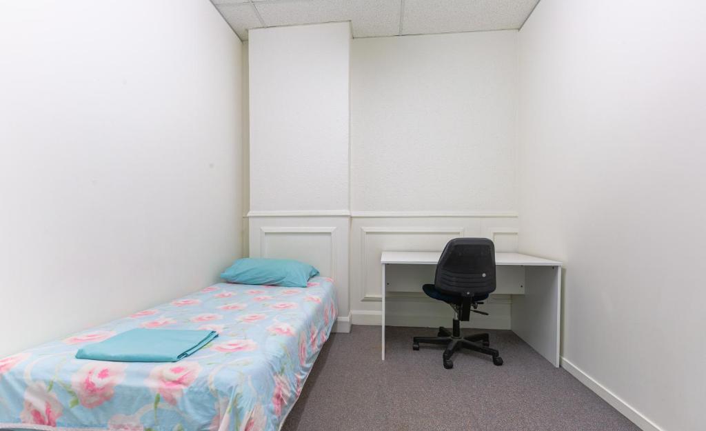 Shared lounge/TV area