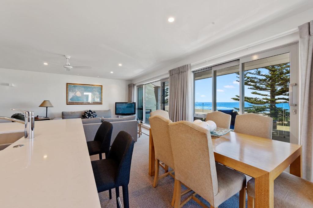 Pavilion Beachfront Accommodation