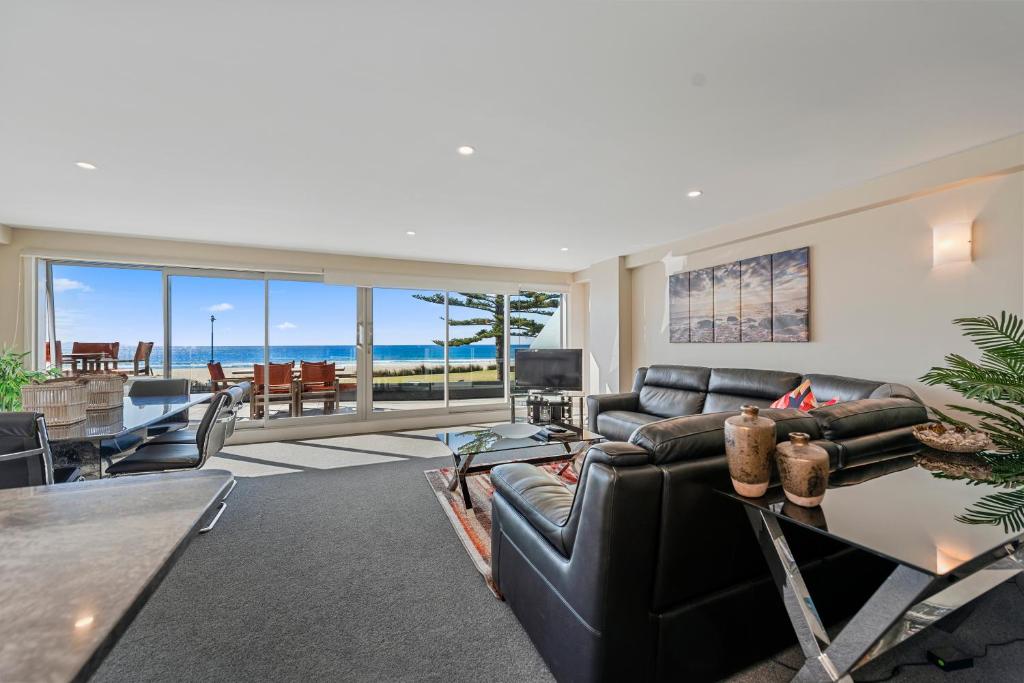 View, Pavilion Beachfront Accommodation in Tauranga