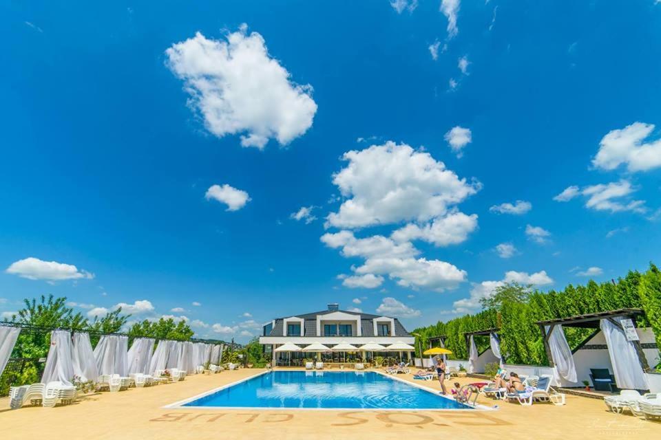 Complex Eos — Hotel in Iasi