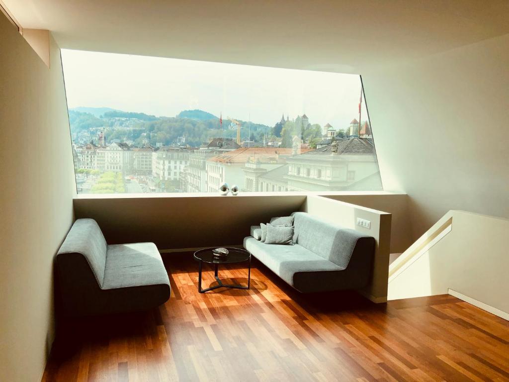 Lucerne Lake View Apartments - 5